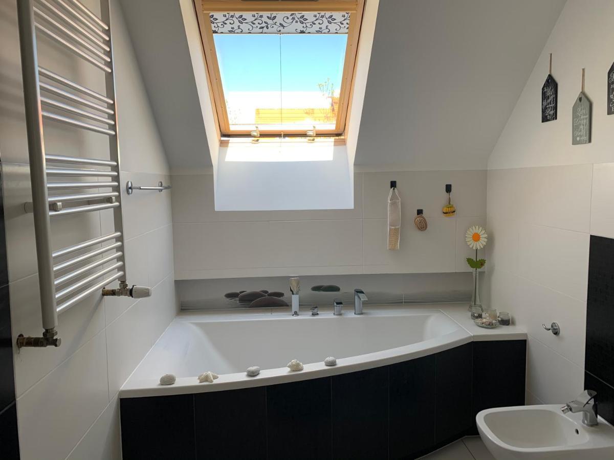 Silver Mazury Apartament Гижицко Экстерьер фото